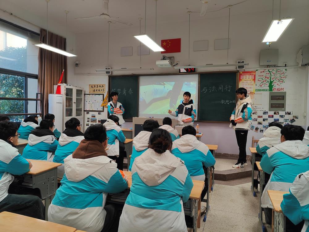 38e7cf094af8430b855f2d003a8b55ad.jpg 38e7cf094af8430b855f2d003a8b55ad.jpg