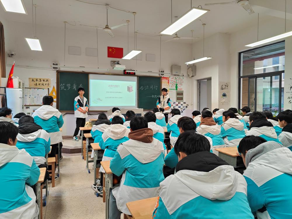 6d413f6a1c8f457ea0e759d10c199611.jpg 6d413f6a1c8f457ea0e759d10c199611.jpg