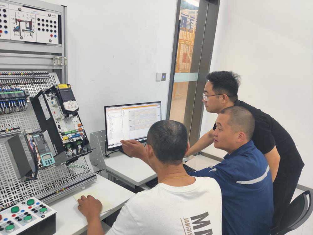 6dada******324ec2b10db34d341d41f6.jpg 6dada******324ec2b10db34d341d41f6.jpg