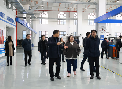 省人社厅专家组莅临我校开展实地调研